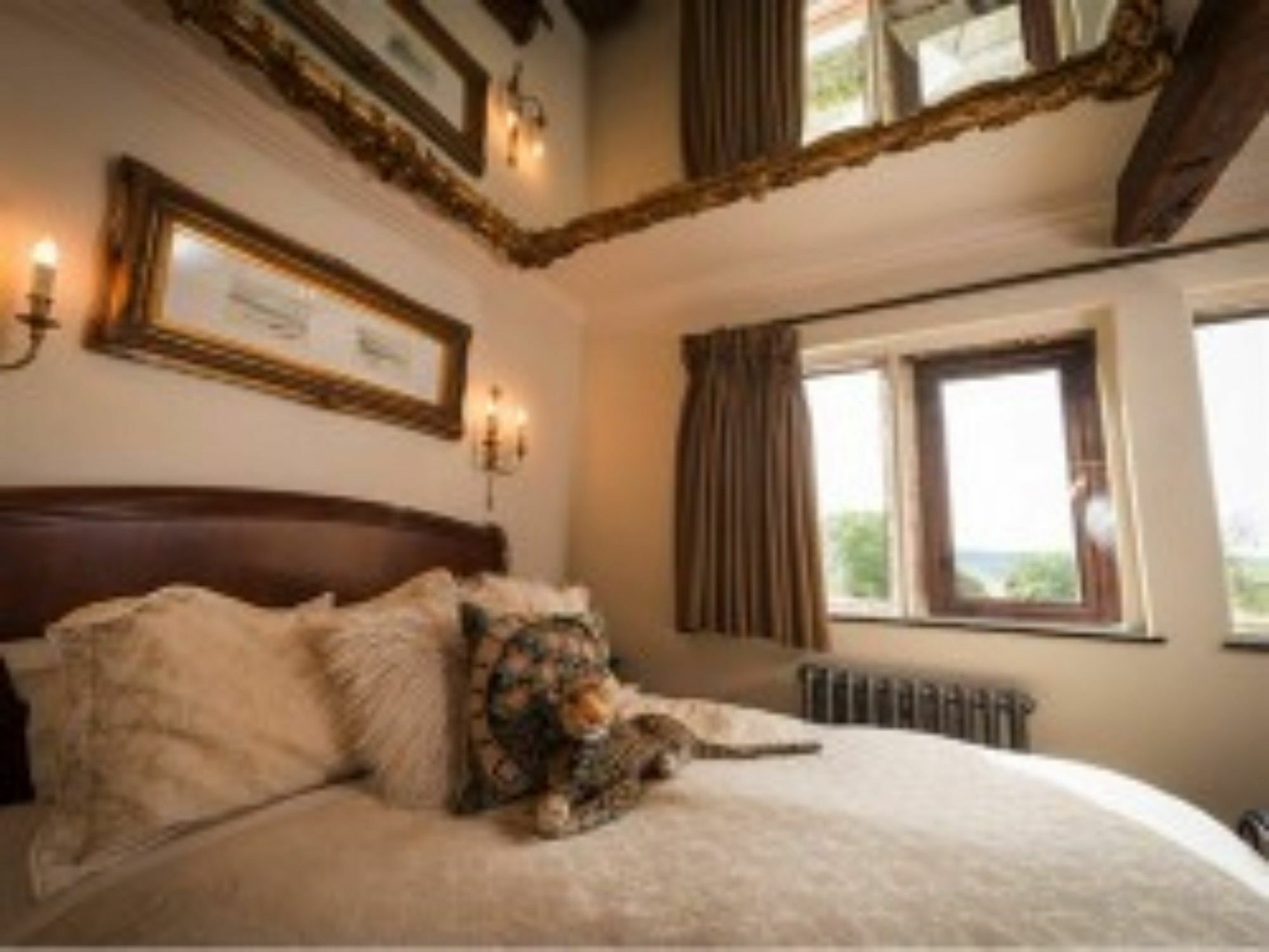 The Saddleworth Hotel Diggle Dış mekan fotoğraf